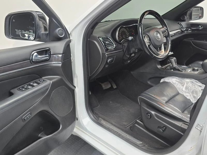 Jeep Grand cherokee OVERLAND 3.6 4x4, снимка 10 - Автомобили и джипове - 54165285