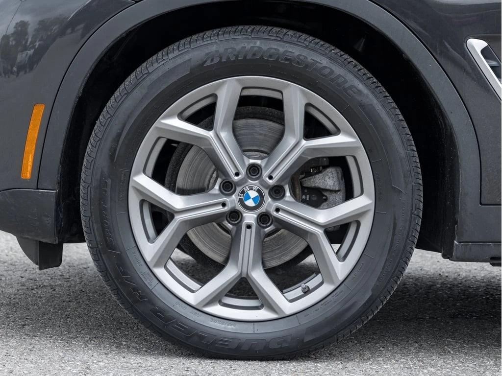 BMW X4 * x Drive 30i | AWD | PANO ROOF | LOW KMS | LIKE N | Mobile.bg � ����������� 4