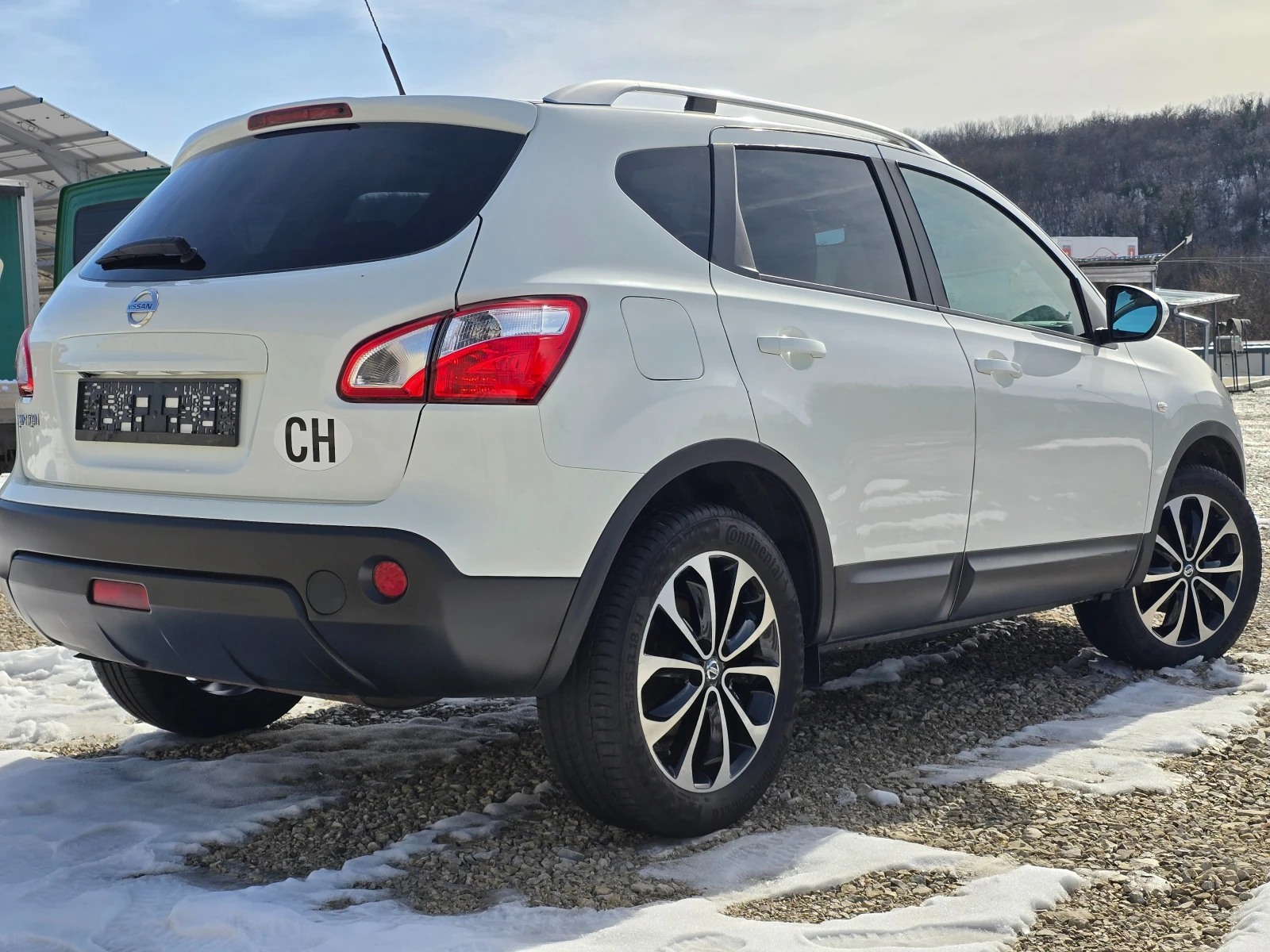 Nissan Qashqai 2.0/4X4/ПАНОР./Швейц. - изображение 7
