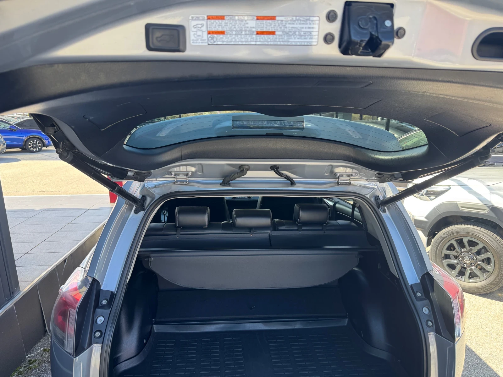 Toyota Rav4 2.5HYIBRID-4x4-КОЖА-EXKLUSIV-FULL-TOP, снимка 14 - Автомобили и джипове - 54098191