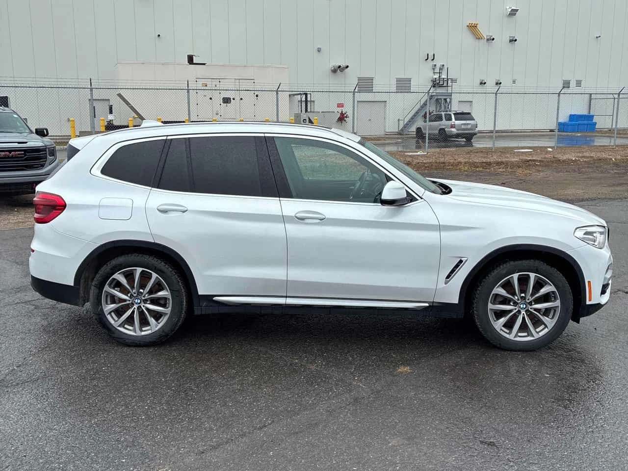 BMW X3 * xDrive30i * ПОДГРЕВ* ПАНОРАМА* , снимка 3 - Автомобили и джипове - 54162144