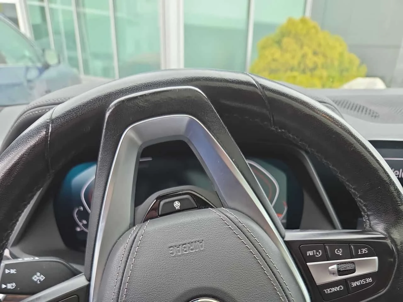 BMW X5 xDrive40i/360 КАМЕРИ/ПАНОРАМА/ОТ ПРЕДСТАВИТЕЛСТВО, снимка 7 - Автомобили и джипове - 54359267