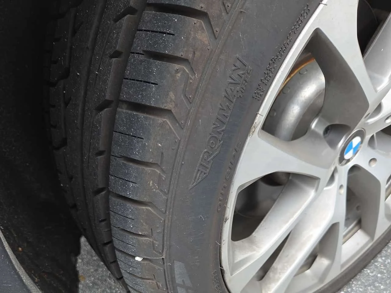 BMW X5 xDrive40i/360 КАМЕРИ/ПАНОРАМА/ОТ ПРЕДСТАВИТЕЛСТВО, снимка 5 - Автомобили и джипове - 54359267