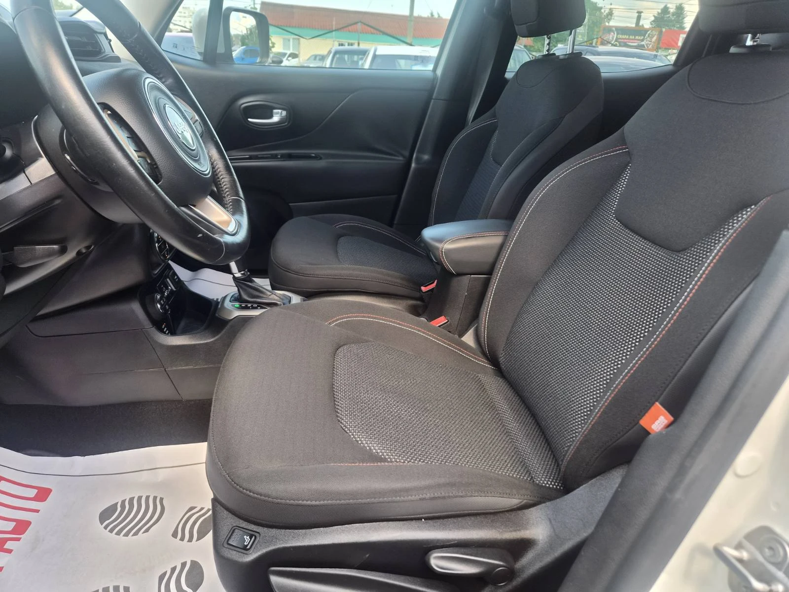 Jeep Renegade 2.0D-4x4-AUTOMATIC-������� | Mobile.bg � ����������� 8