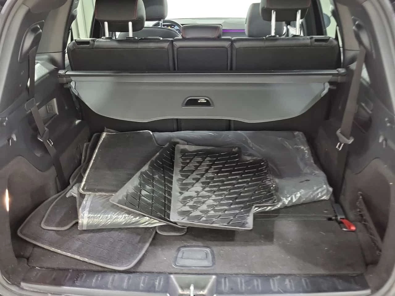 Mercedes-Benz GLB 250 * AMG Line * CARFAX * ���� ���������� * �� Mercede | Mobile.bg � ����������� 14