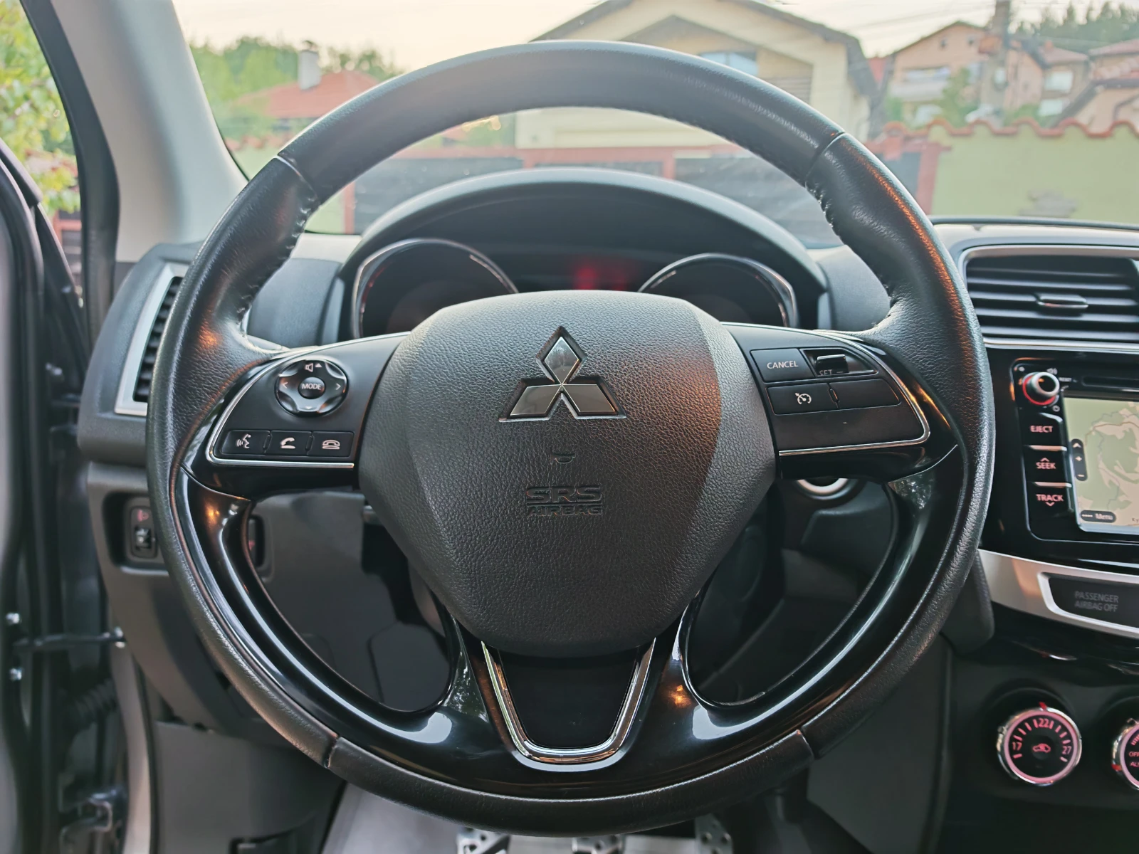 Mitsubishi ASX 1.6D-FACELIFT-КОЖА-НАВИ , снимка 13 - Автомобили и джипове - 55688034