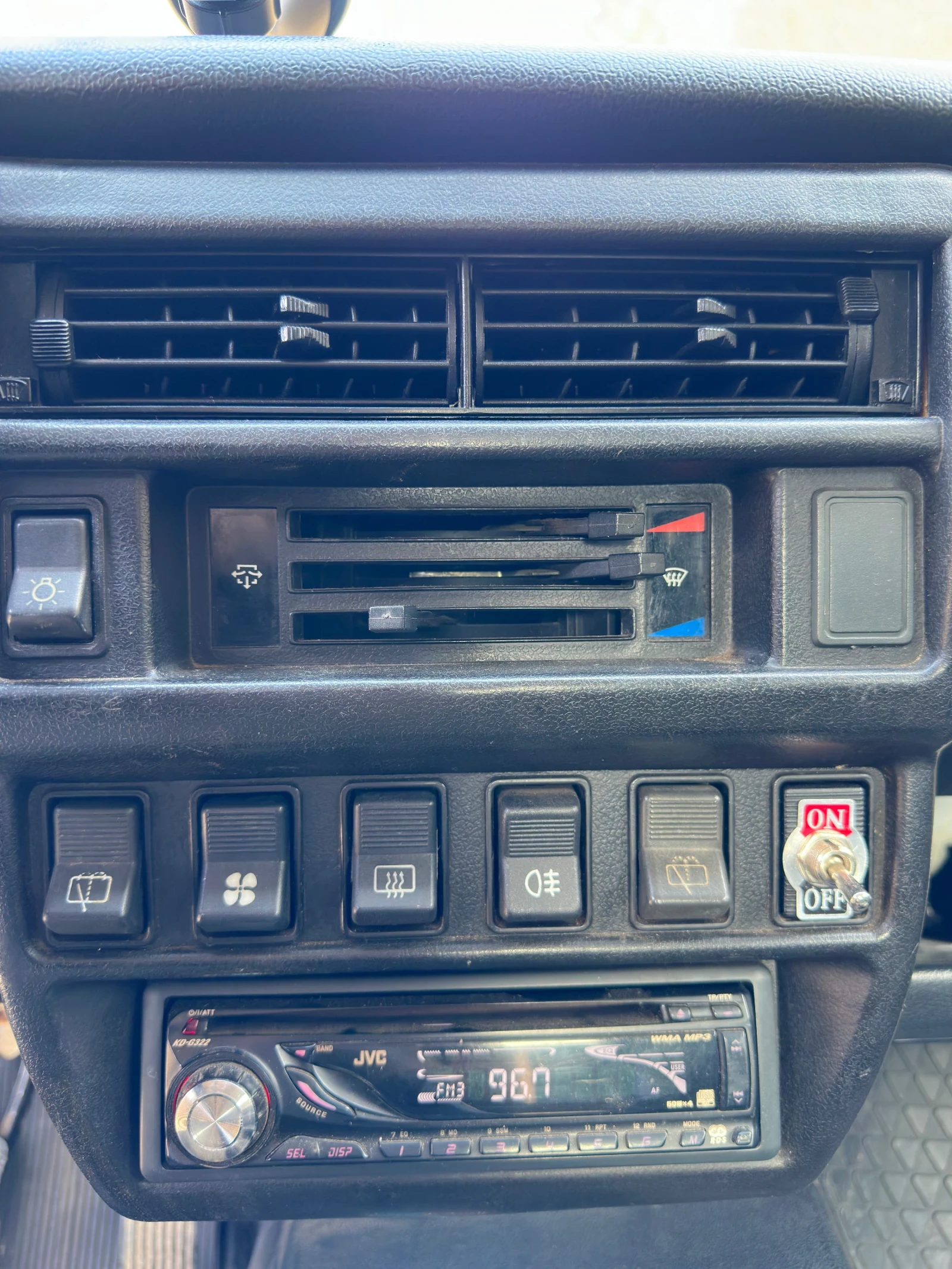 Lada Niva 1.7i газ/бензин, снимка 6 - Автомобили и джипове - 56105842