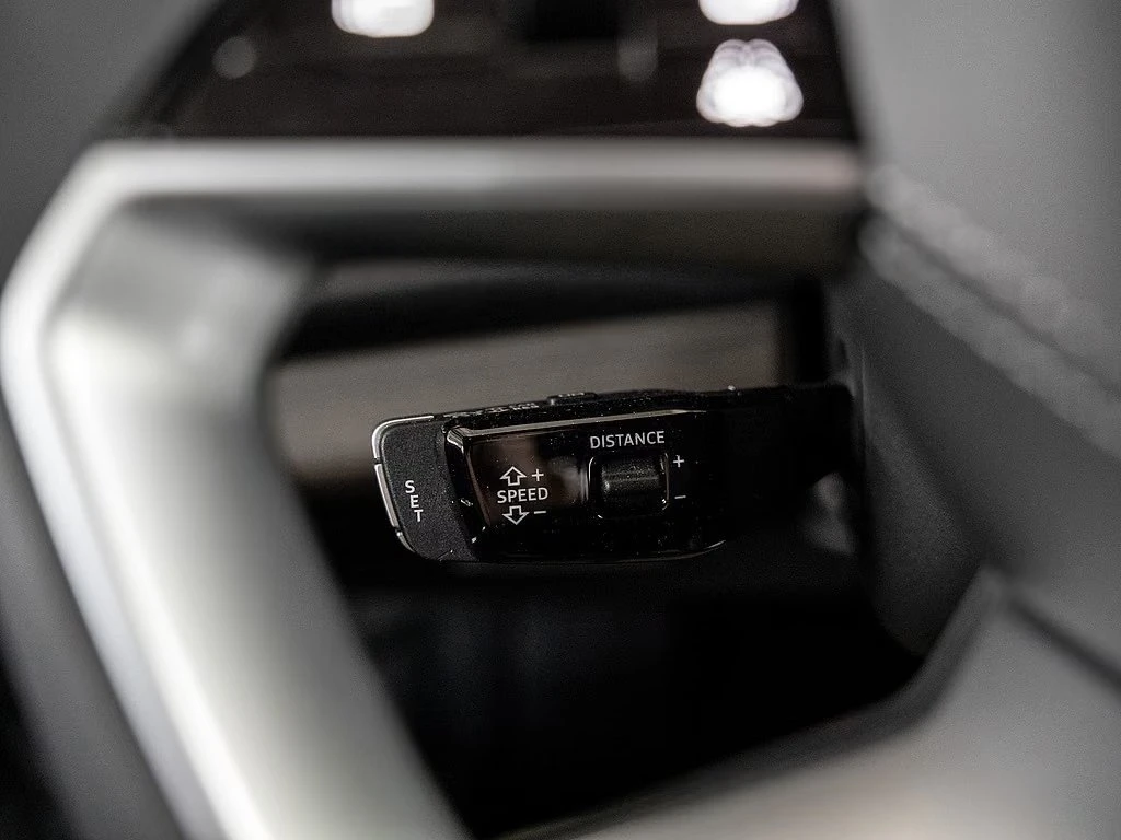 Audi Q7 TDI / TECH PLUS / S-LINE / HUD / PANO/ 360/ MATRIX, снимка 7 - Автомобили и джипове - 56336138