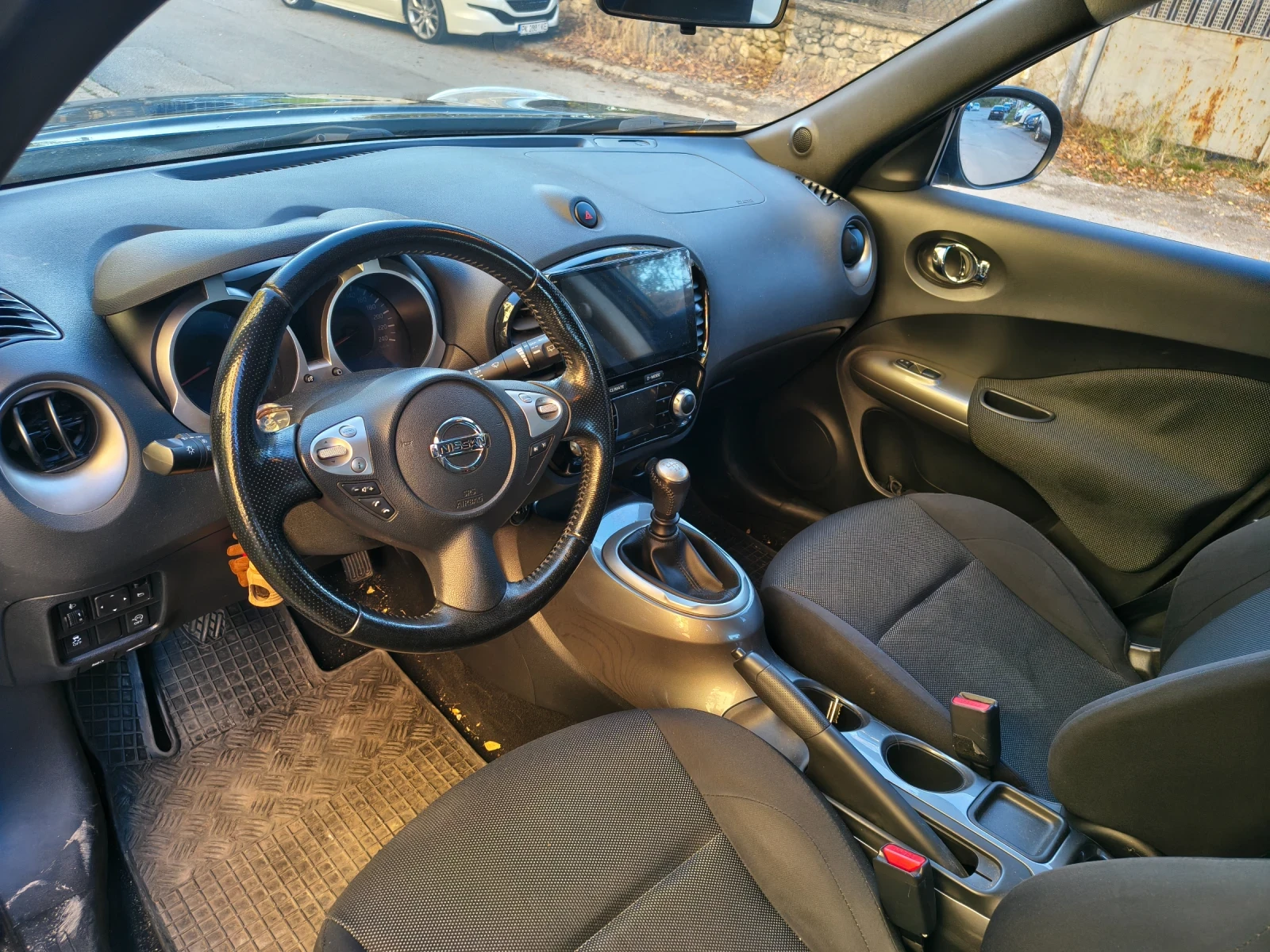 Nissan Juke 1.5 dci , снимка 14 - Автомобили и джипове - 56645258
