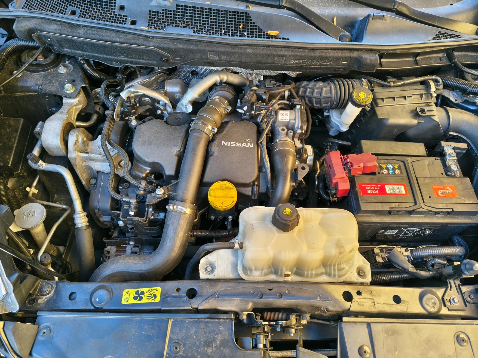 Nissan Juke 1.5 dci , снимка 15 - Автомобили и джипове - 56645258