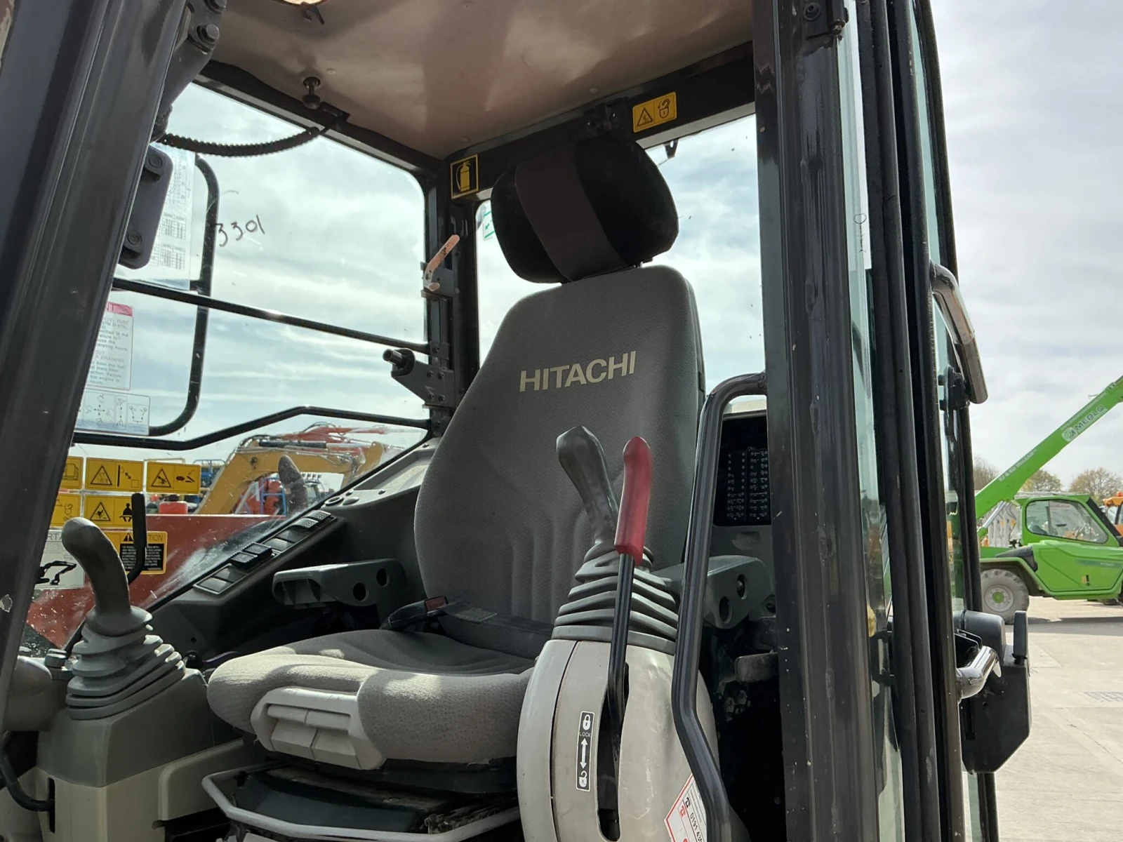 Багер Hitachi ZX85USB-5A, снимка 5 - Индустриална техника - 54329933