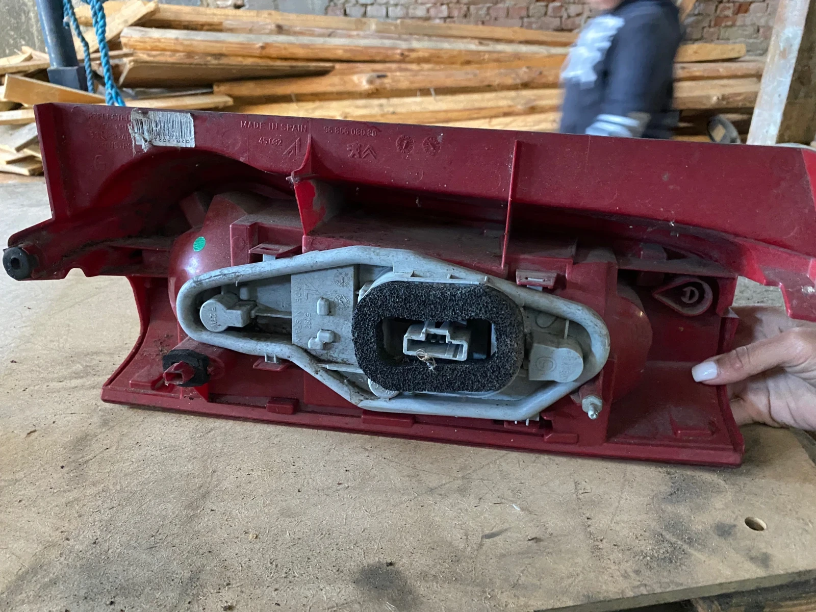   a Peugeot Partner 2011  | Mobile.bg   2