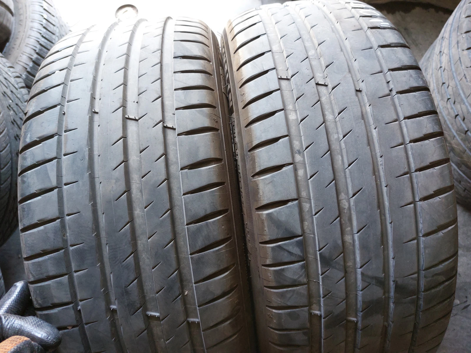  225/45R19 | Mobile.bg   2