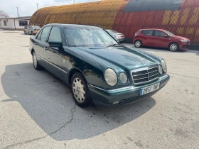 Mercedes-Benz E 320 M104, снимка 2