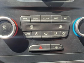 Renault Megane 1.3 TCe Life 140к.с. Супер Лятна разпродажба, снимка 12