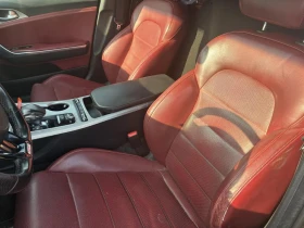 Kia Stinger 3.3 GT 4X4* DISTRONIC* HARMAN KARDON* 360* ХЕДЪП* , снимка 11