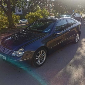 Mercedes-Benz C 220, снимка 2