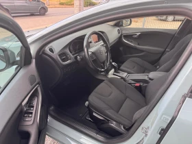 Обява за продажба на Volvo V40 D2 2.0d 120кс * NAVI* Автомат* ПЕРФЕКТЕН*  ~Цена по договаряне - изображение 8