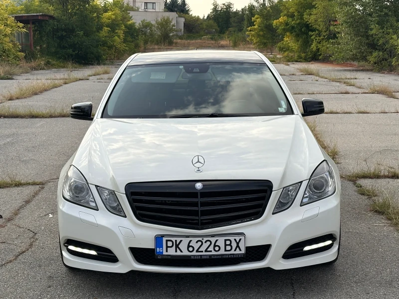 Mercedes-Benz E 300, снимка 2 - Автомобили и джипове - 47122346