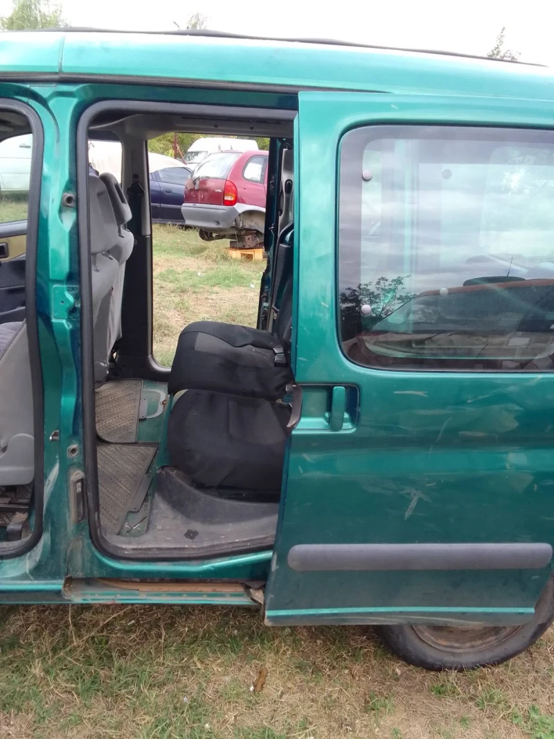 Citroen Berlingo Pikap, снимка 2 - Автомобили и джипове - 47225608