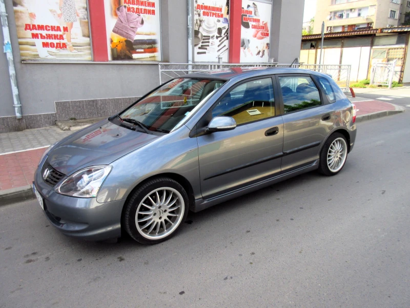 Honda Civic 1.4i Facelift, снимка 1 - Автомобили и джипове - 47378512