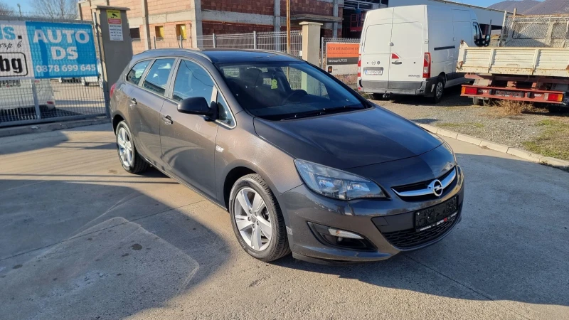 Opel Astra, снимка 3 - Автомобили и джипове - 48391473