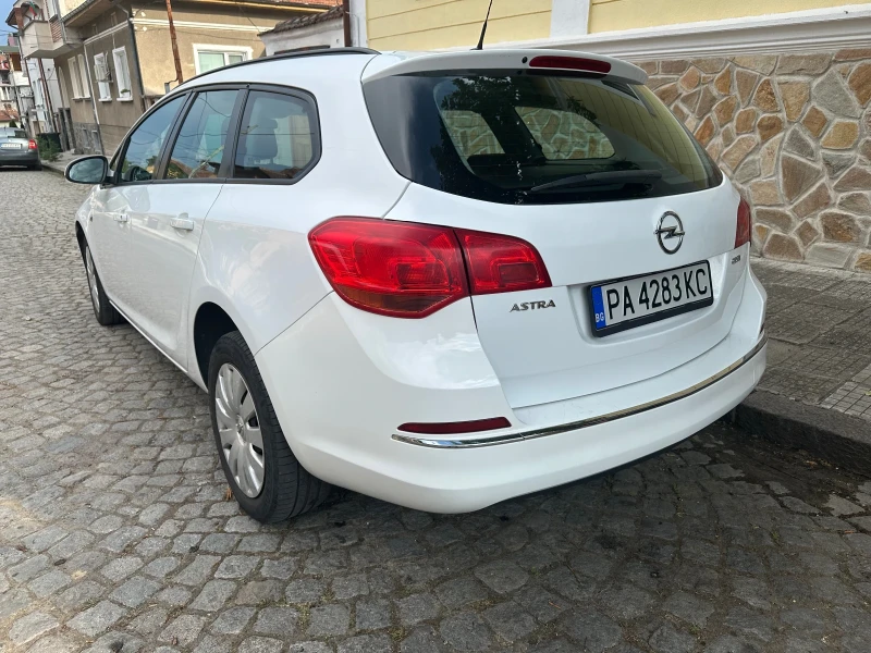 Opel Astra, снимка 7 - Автомобили и джипове - 48523841