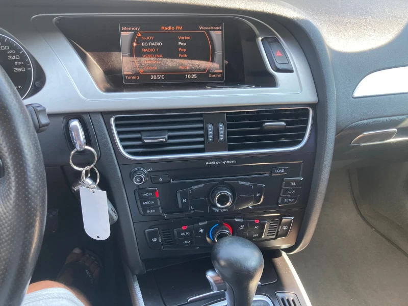 Audi A4   120 ХИЛ...., снимка 10 - Автомобили и джипове - 51306436