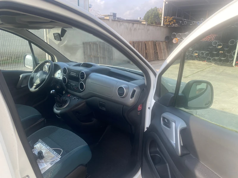 Citroen Berlingo, снимка 9 - Автомобили и джипове - 52651402