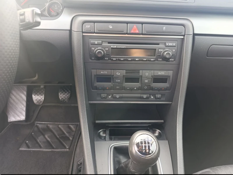 Audi A4, снимка 10 - Автомобили и джипове - 52859570