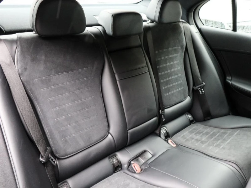 Mercedes-Benz C 200 AMG/ 4-MATIC/ LED/ CAMERA/ KEYLESS/, снимка 15 - Автомобили и джипове - 53088427