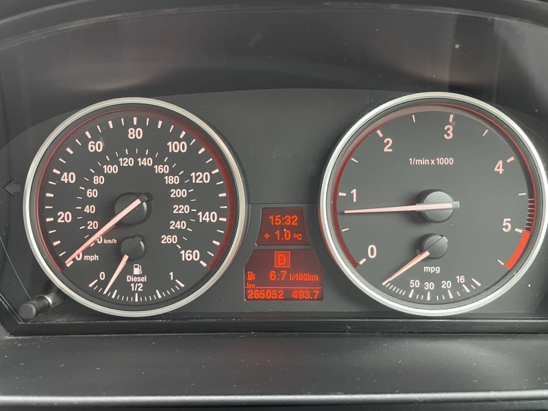 BMW 520, снимка 16 - Автомобили и джипове - 53136256