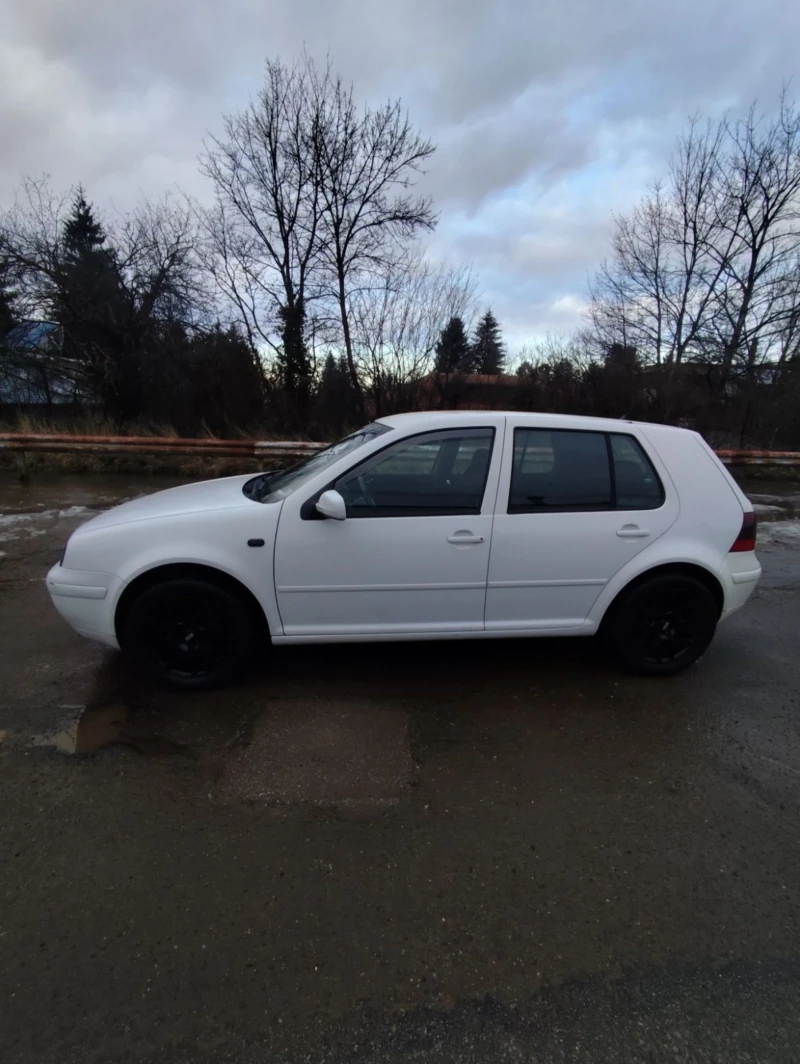 VW Golf, снимка 4 - Автомобили и джипове - 53164756