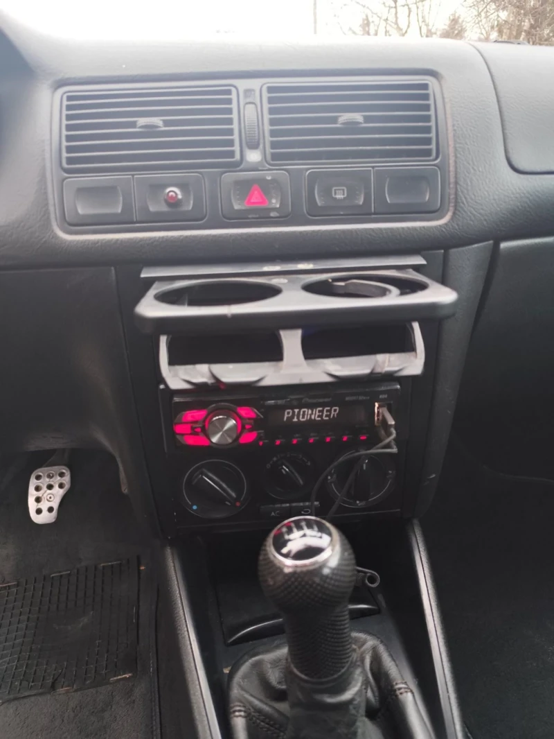 VW Golf, снимка 10 - Автомобили и джипове - 53164756