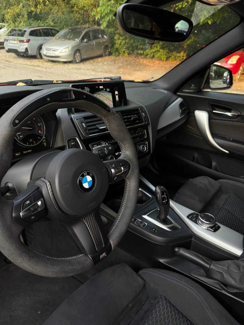 BMW 118 M Performance, снимка 8 - Автомобили и джипове - 53213396