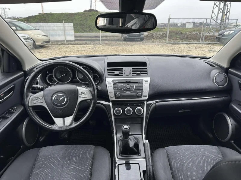 Mazda 6 2.0i 16V, снимка 10 - Автомобили и джипове - 53431358