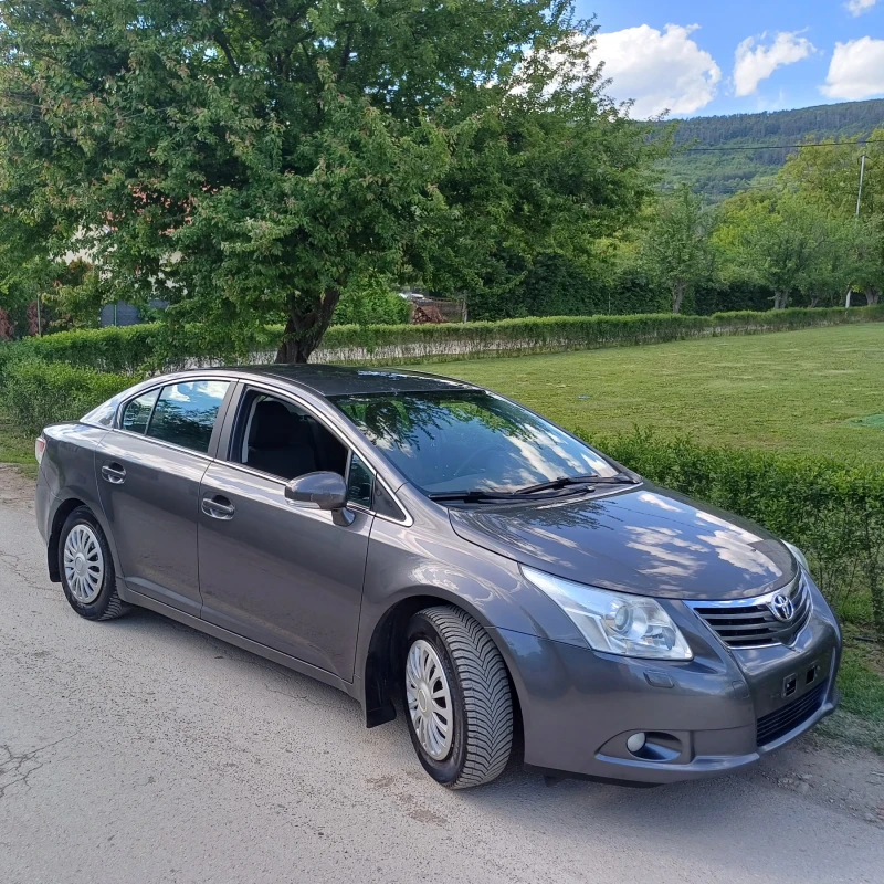 Toyota Avensis 132к.с Бензин Седан 
