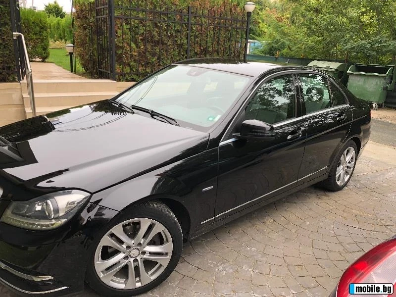 Mercedes-Benz C 200, снимка 2 - Автомобили и джипове - 54281273