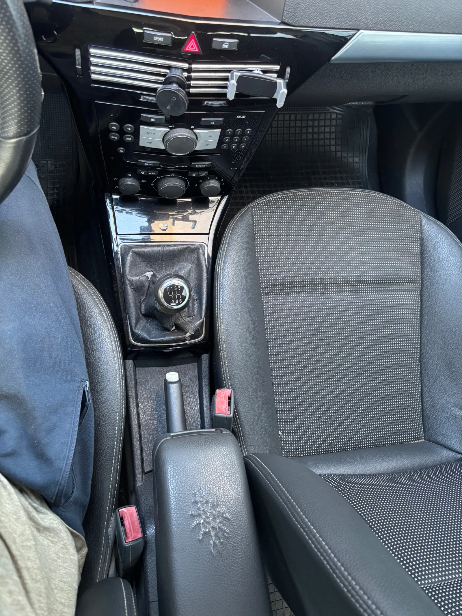 Opel Astra 1.7 CDTI Facelift 125hp - изображение 10