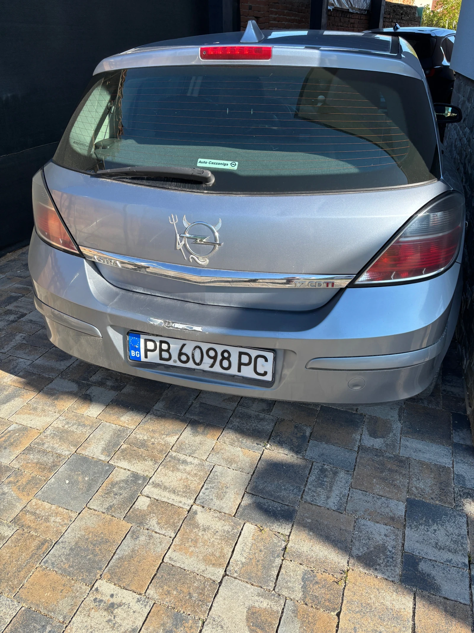 Opel Astra 1.7 CDTI Facelift 125hp - изображение 4