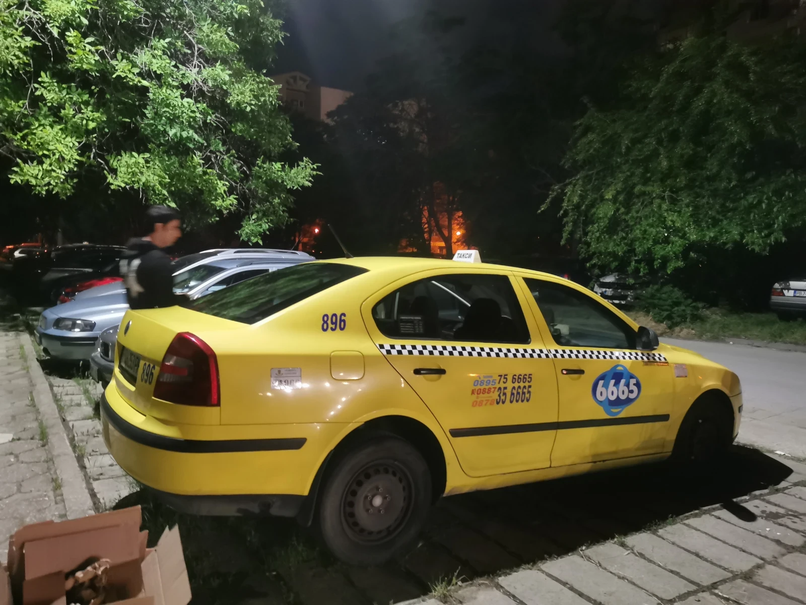 Skoda Octavia 1.6 - изображение 8