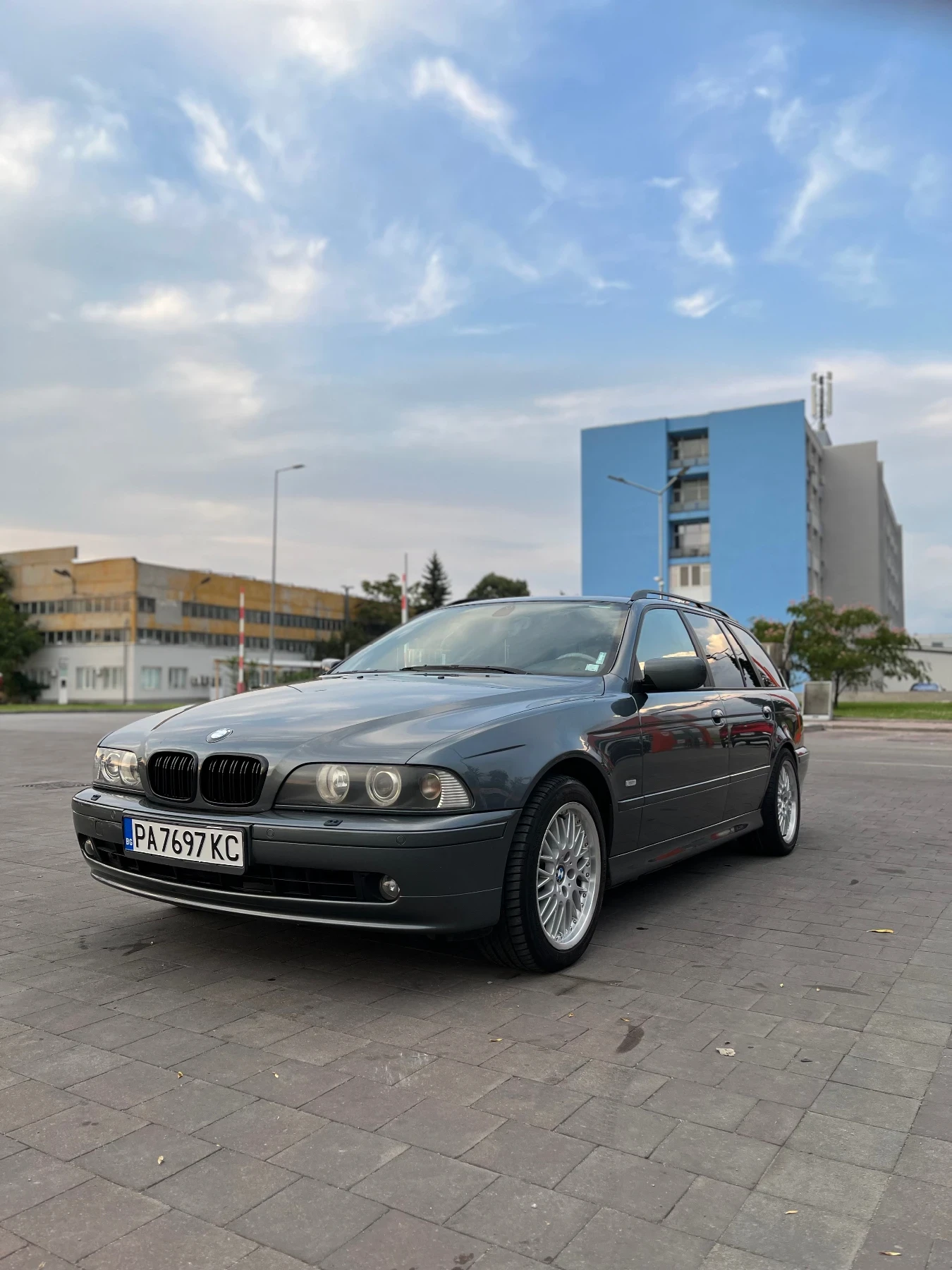 BMW 525  - изображение 2