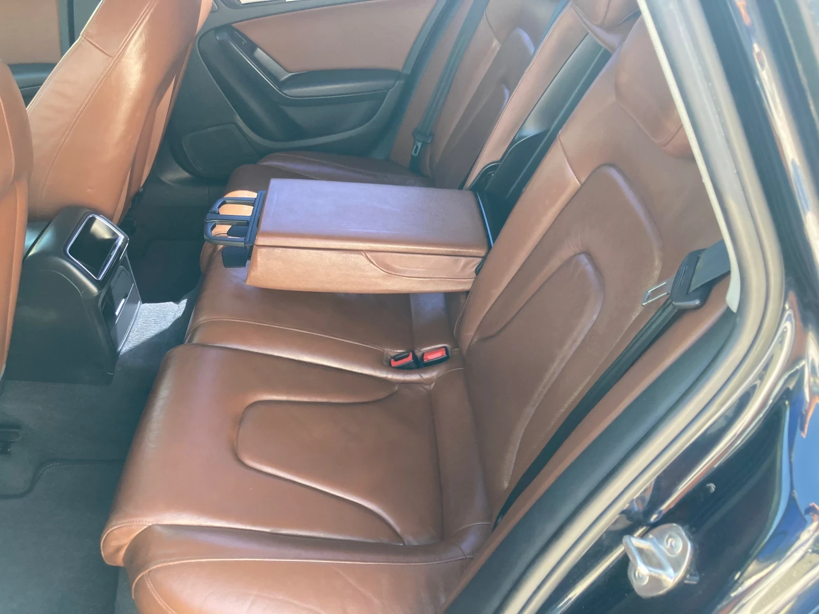 Audi A4   120 .... | Mobile.bg   11