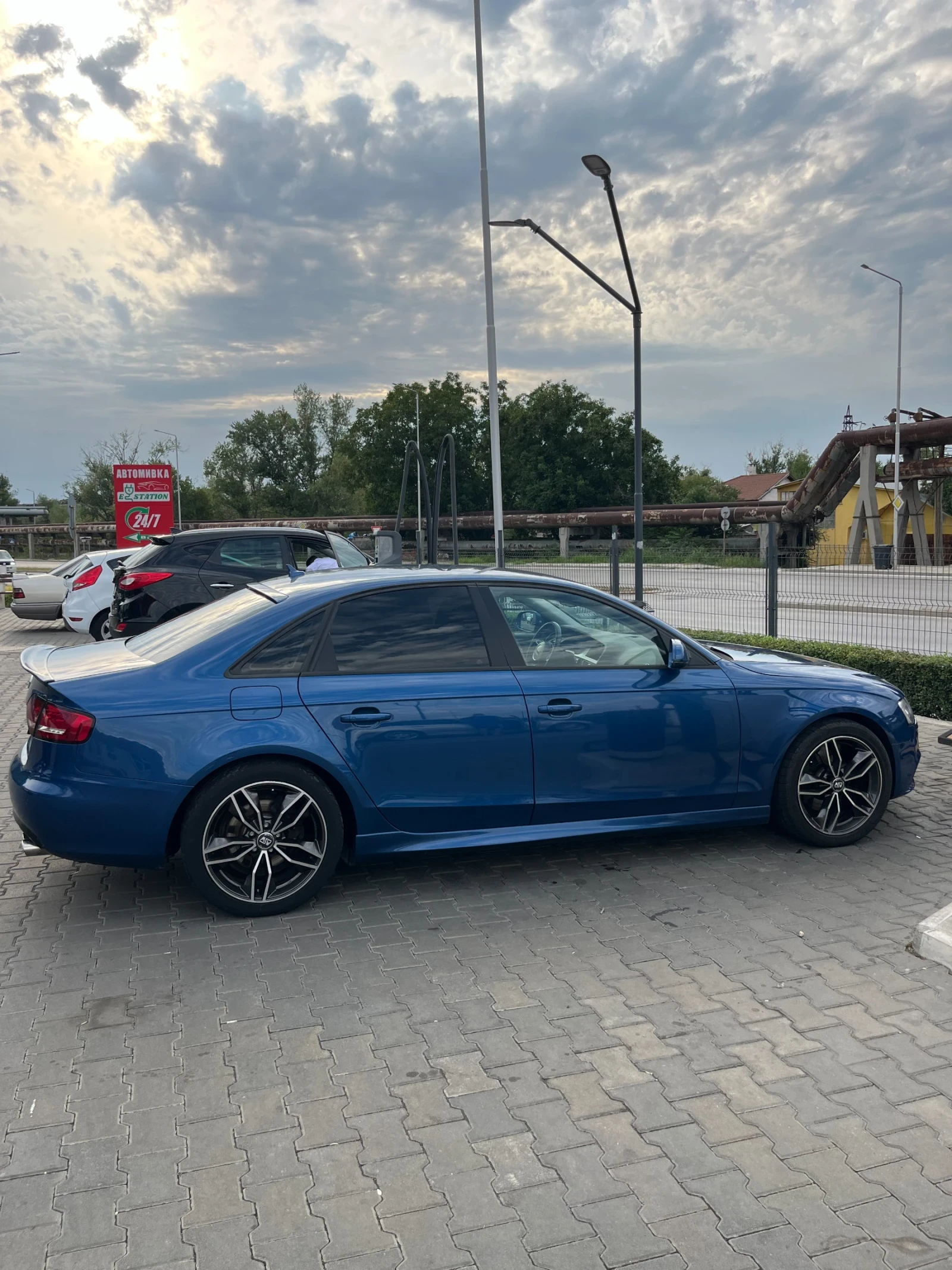 Audi A4 B8 - изображение 4