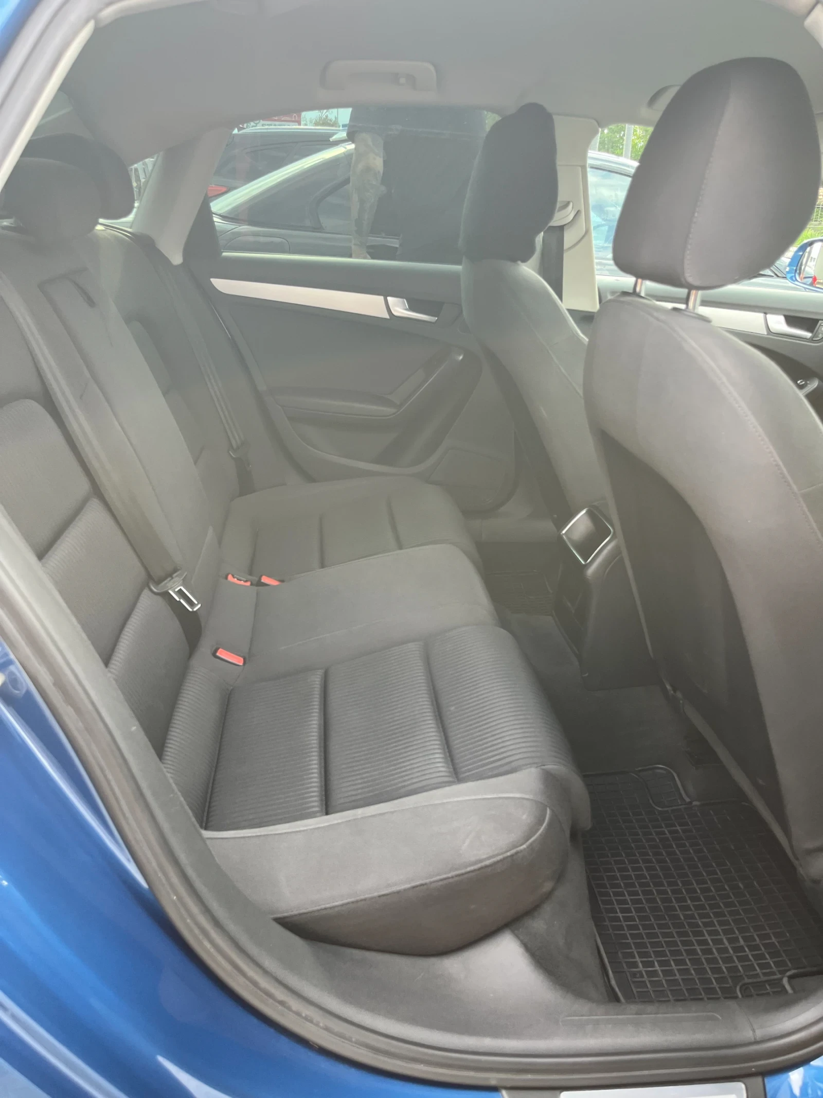 Audi A4 B8 - изображение 9