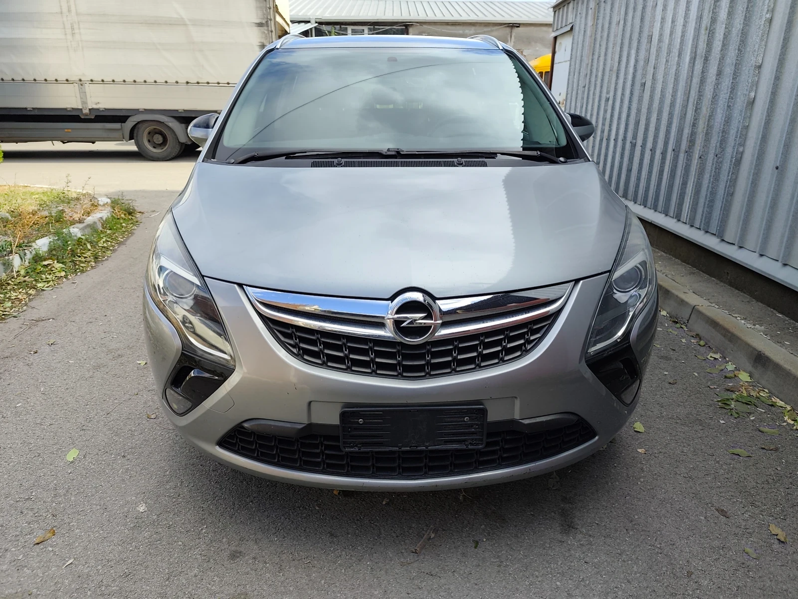 Opel Zafira GRAND TOURER 1.6 METAN - изображение 2