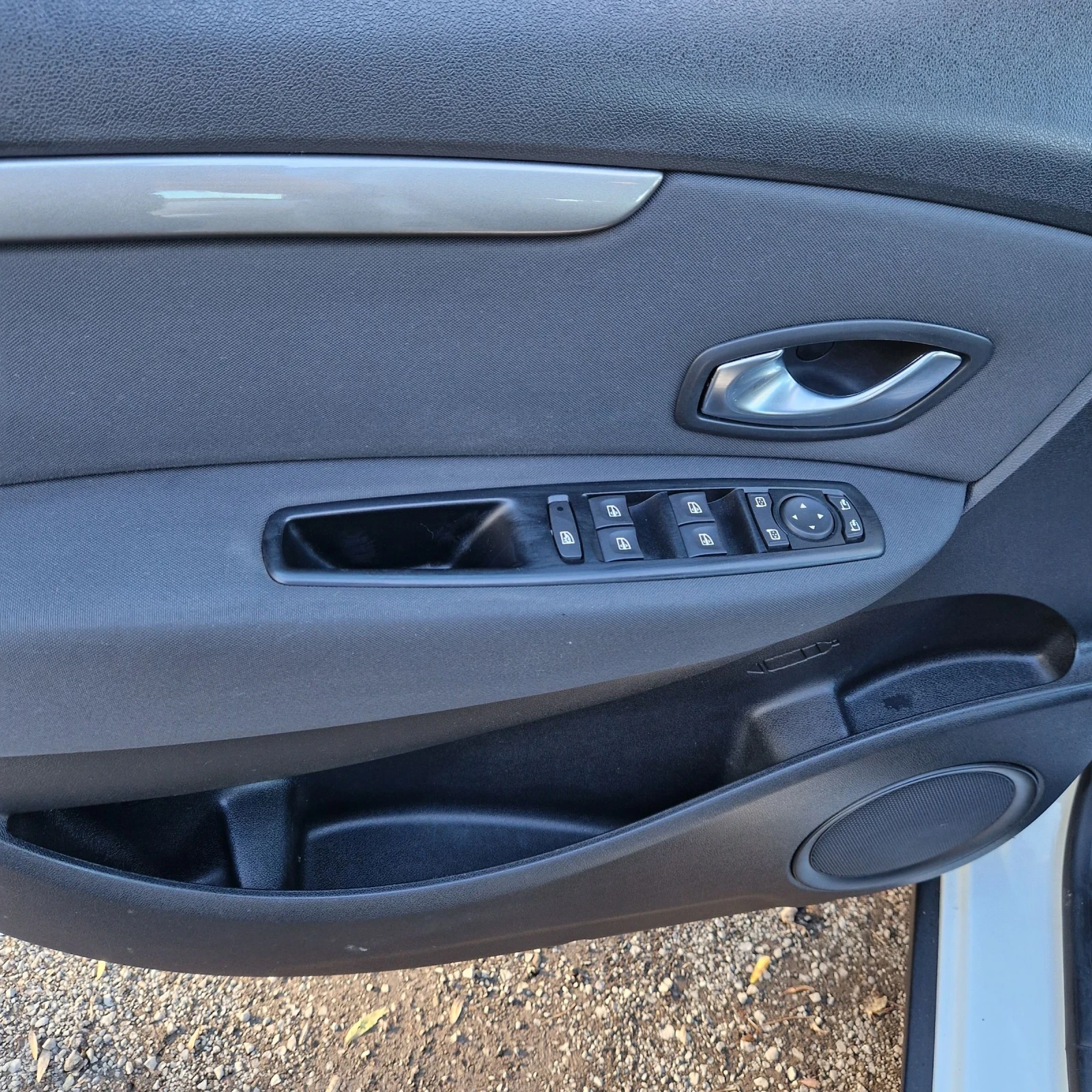 Renault Scenic 1.5DCI CROSS | Mobile.bg — изображение 8