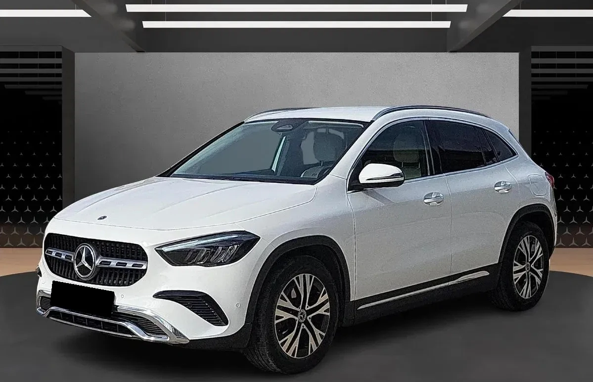 Mercedes-Benz GLA 180  - изображение 3