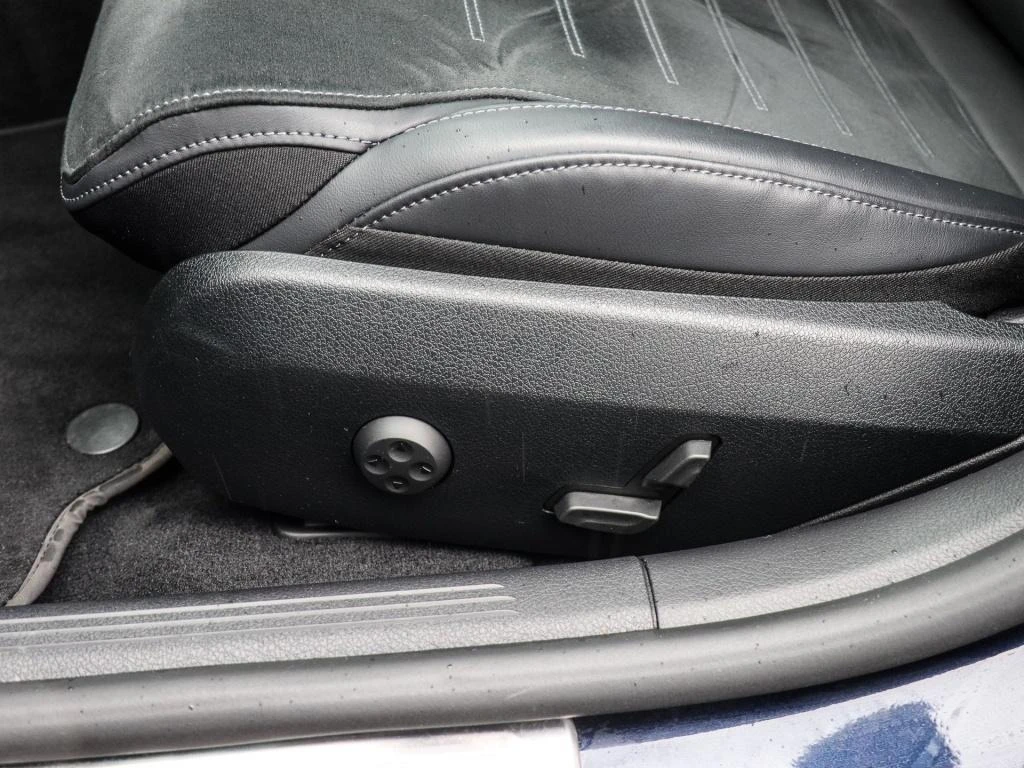 Mercedes-Benz C 200 AMG/ 4-MATIC/ LED/ CAMERA/ KEYLESS/ - изображение 7