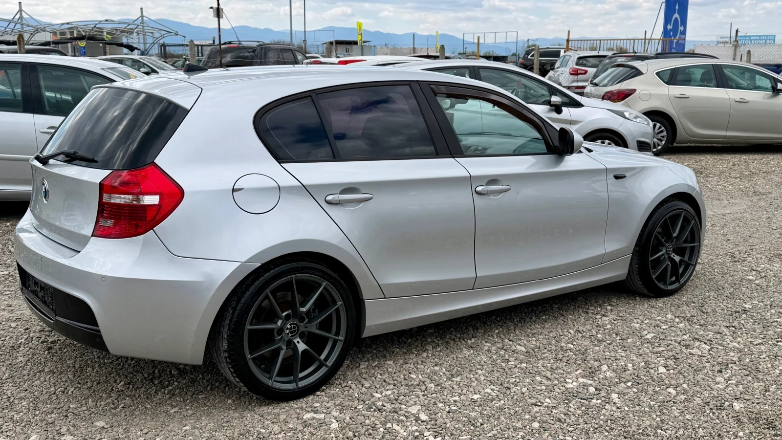 BMW 118 2.0d* Face* M-sport, снимка 4 - Автомобили и джипове - 53529768